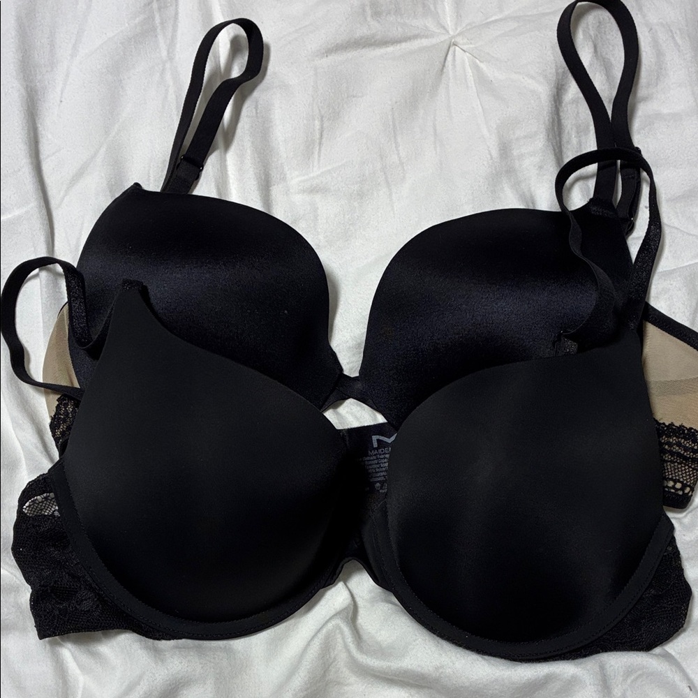 Victoria's Secret Pushup Black Lace Set of 2 Bras in 34C